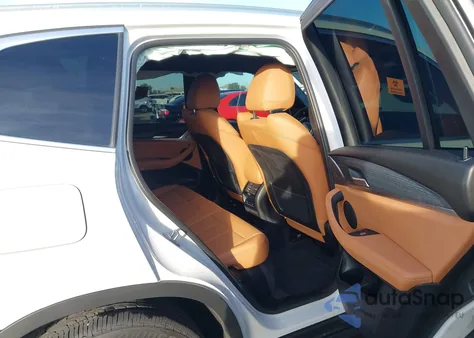 2022 BMW X3 Sdrive30I z USA, uszkodzony, nr VIN 5UX43DP0XN9M44011